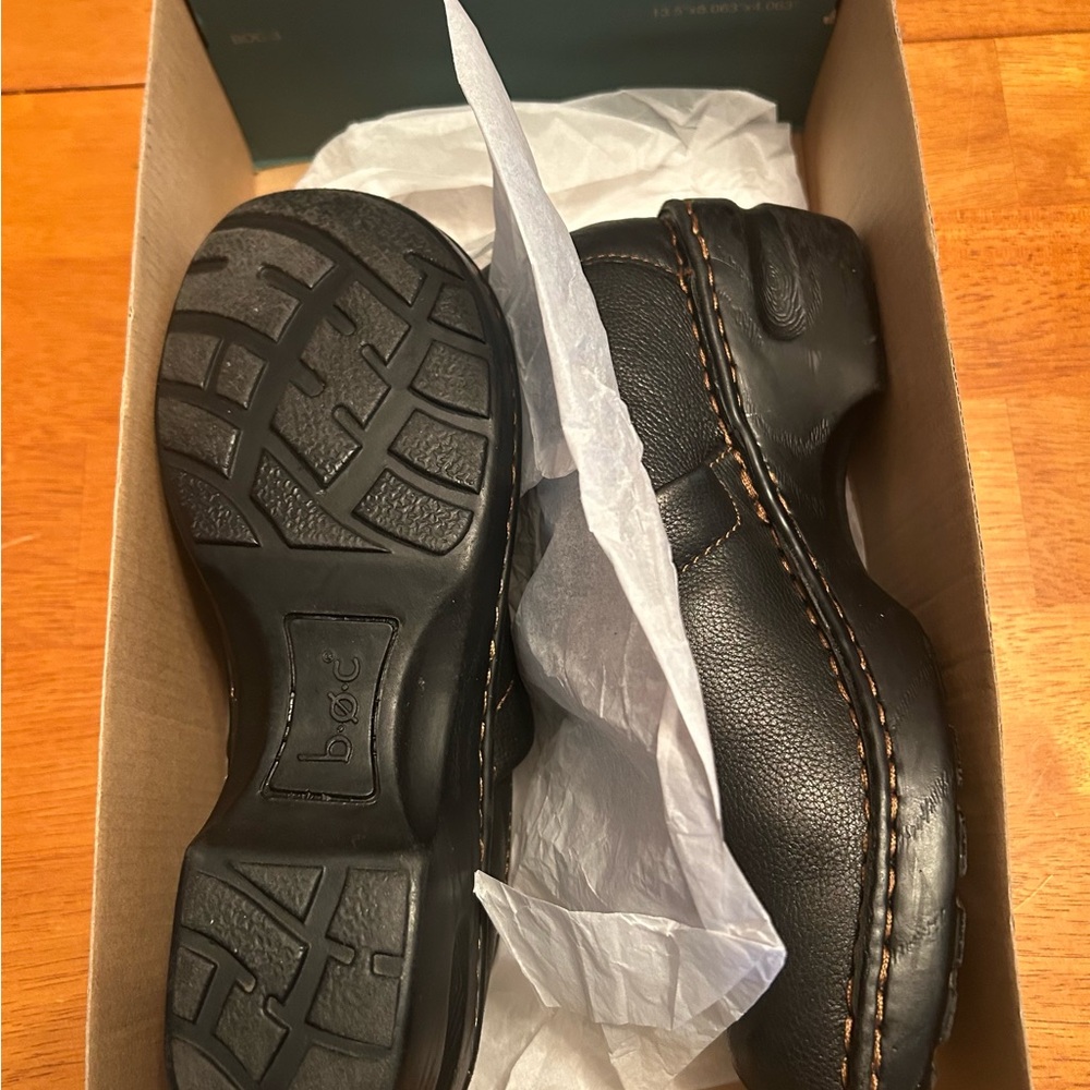 boc Black Slip-On Leather Clog Mule - Picture 5 of 5